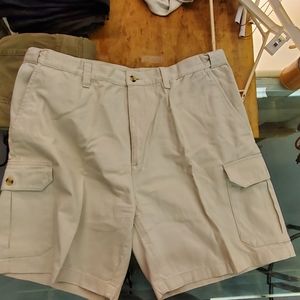 Geoffrey Beene Luxury Cargo Short